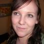 Emily Perkins Photo 26
