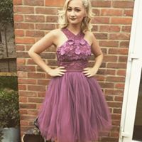Hannah Lyon Photo 19