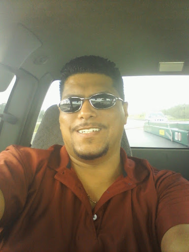 Edwardo Salas Photo 4