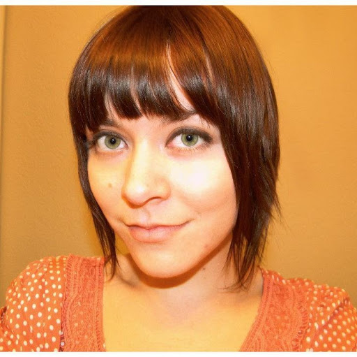 Emily Lewis Photo 13