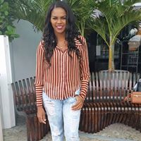 Danielle Robinson Photo 40