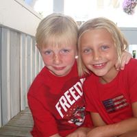 Jennifer Thacker Photo 12