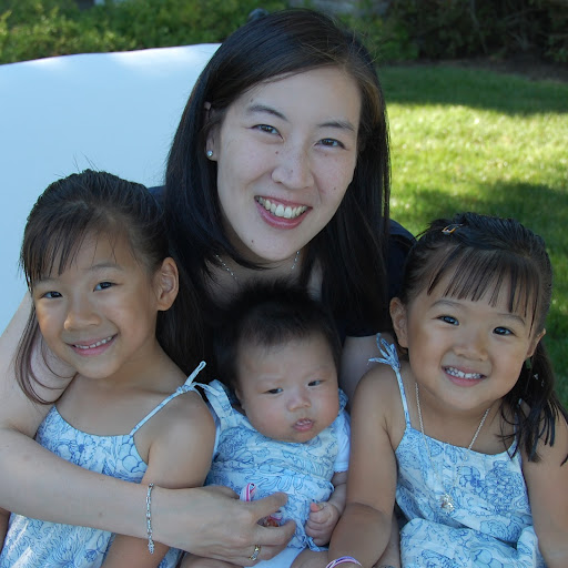 Jennifer Sung Photo 42