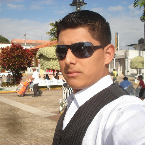 Elias Garcia Photo 21
