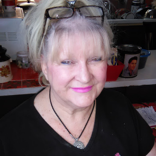 Cheryl Cartwright Photo 30