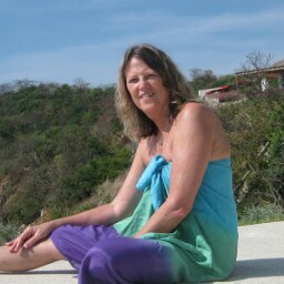 Debbie Bowe Photo 22