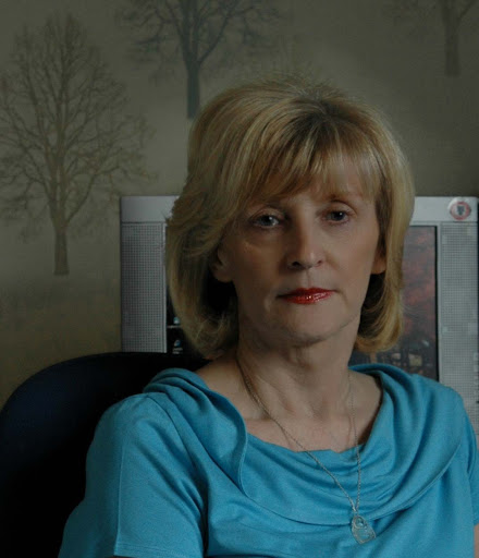 Lynne Taylor Photo 22