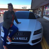 Edith Nava Photo 16