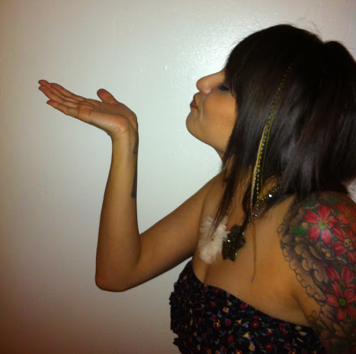 Sarah Lopez Photo 8