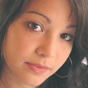 Lili Pham Photo 19