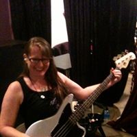 Amy Fry Photo 33