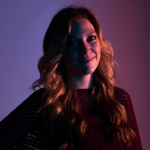 Taylor Newman Photo 34