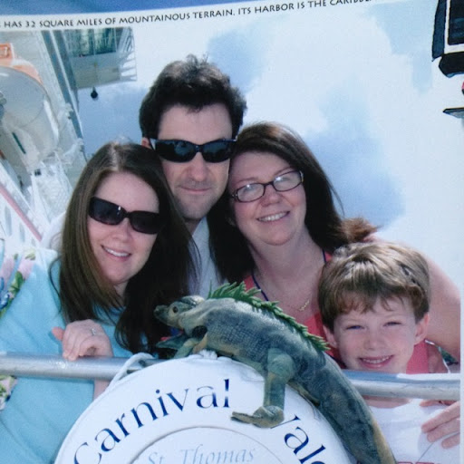 Donna Gillis Photo 25