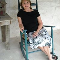 Rebecca Marler Photo 10
