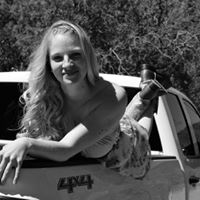 Sara Isbell Photo 12