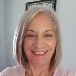 Connie Larson Photo 35