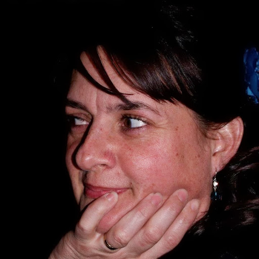 Lisa Dawson Photo 7