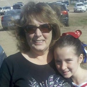 Kathy Ellis Photo 18
