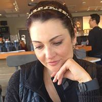 Jennifer Bisio Photo 4