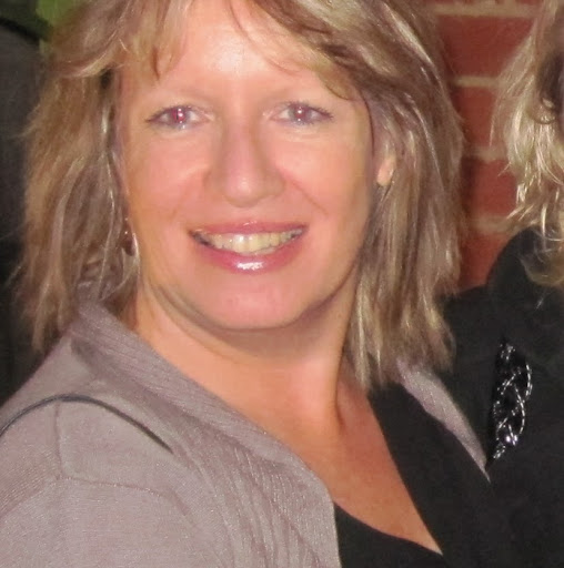 Valerie Fox Photo 10