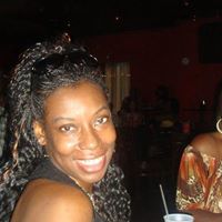 Nikki Abram Photo 3