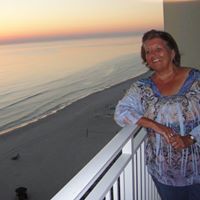 Joanne Peterson Photo 28
