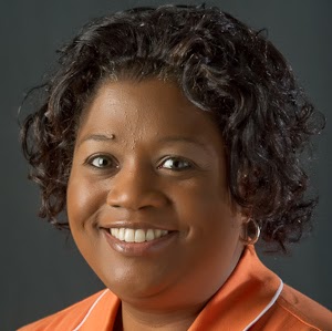 Sheila Bradley Photo 34