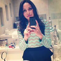 Stephanie Meza Photo 12