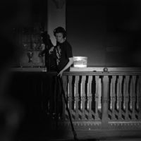 Ollie Douglas Photo 8