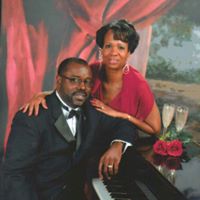 Bernard Neal Photo 16