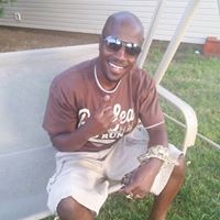 Derrick Gardner Photo 27