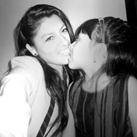 Leslie Lucero Photo 17