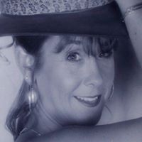 Diane Holman Photo 30