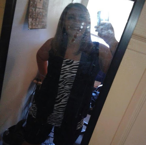 Janie Lopez Photo 23