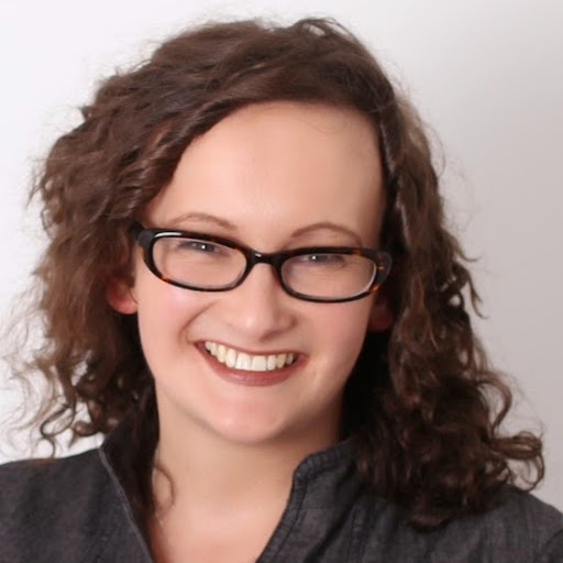 Suzanne Dickinson Photo 31