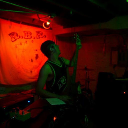 Aaron Riley Photo 9
