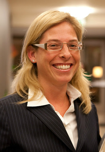 Michele Guthrie Photo 26