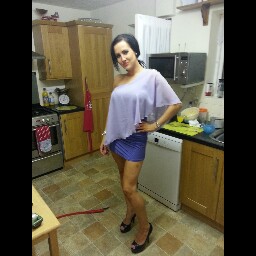 Claire George Photo 8