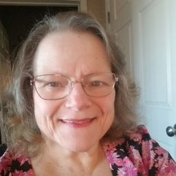 Anita Larson Photo 26