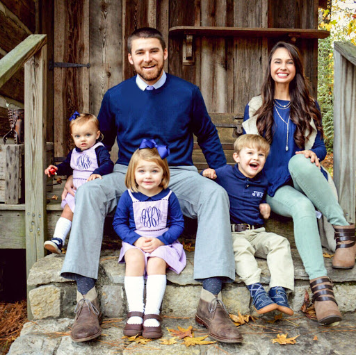 Stephanie Holley Photo 28