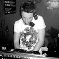 Jeremy Elliot Photo 3