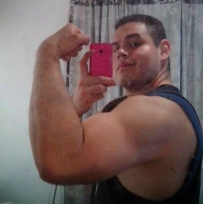 Omar Tapia Photo 17
