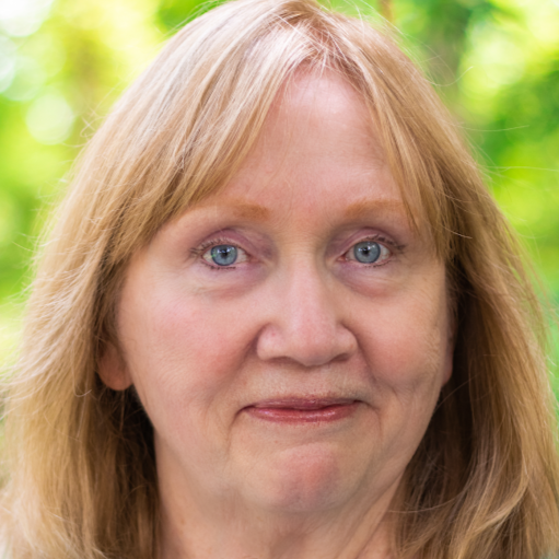 Linda Stacy Photo 34