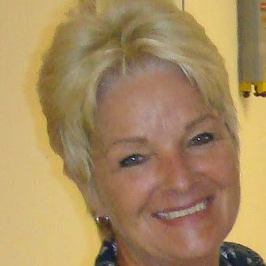 Diane Crockett Photo 34