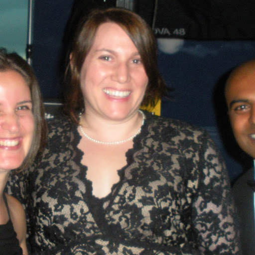 Rebecca Swartz Photo 30