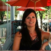 Amy Tracy Photo 30
