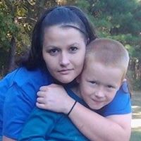 Kayla Stephens Photo 15