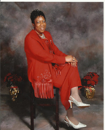 Sandra Forrest Photo 10