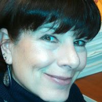 Elaine Pearson Photo 35