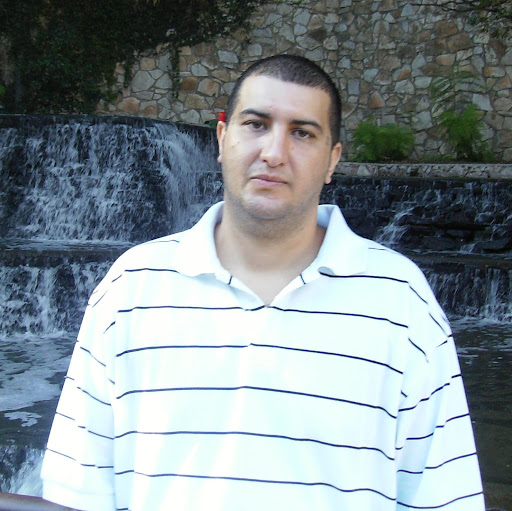 Michael Benavides Photo 43